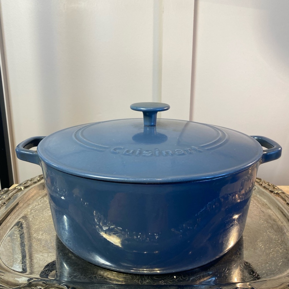 Cuisinart Chef’s Classic Enameled Cast Iron Round Dutch Oven with Lid 7Qt